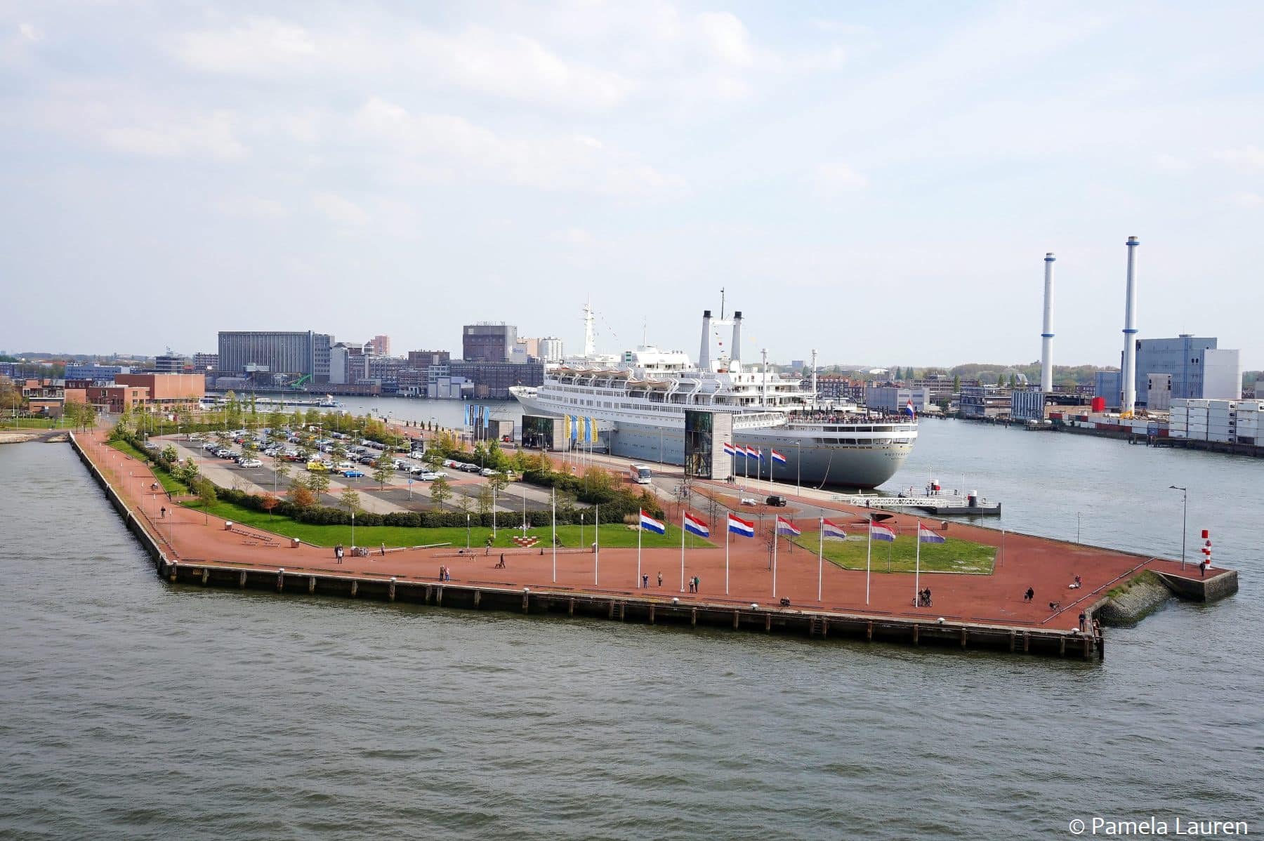 Pam Lauren - frag Pam - Kreuzfahrt MSC Splendida Rotterdam