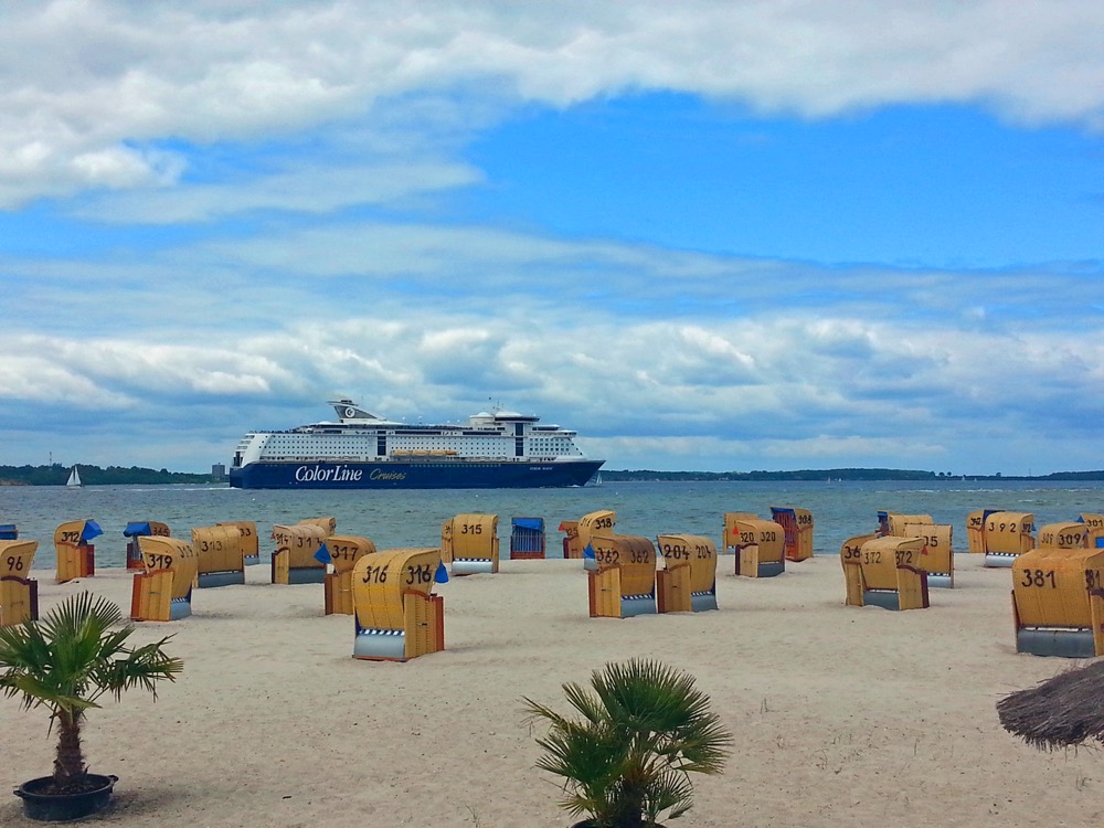 Sommer - Kalifornien - Laboe - Palmen - Strand - Schiff - Lauren Art